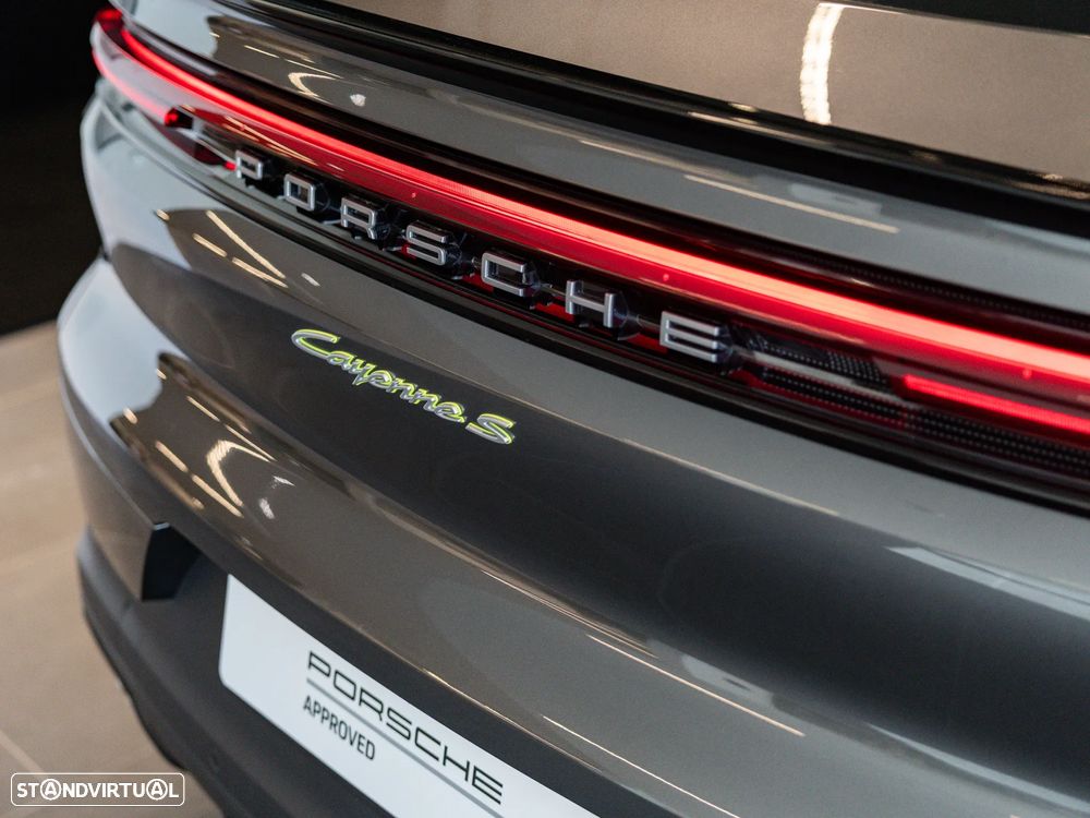 Porsche Cayenne Coupé S E-Hybrid - 17