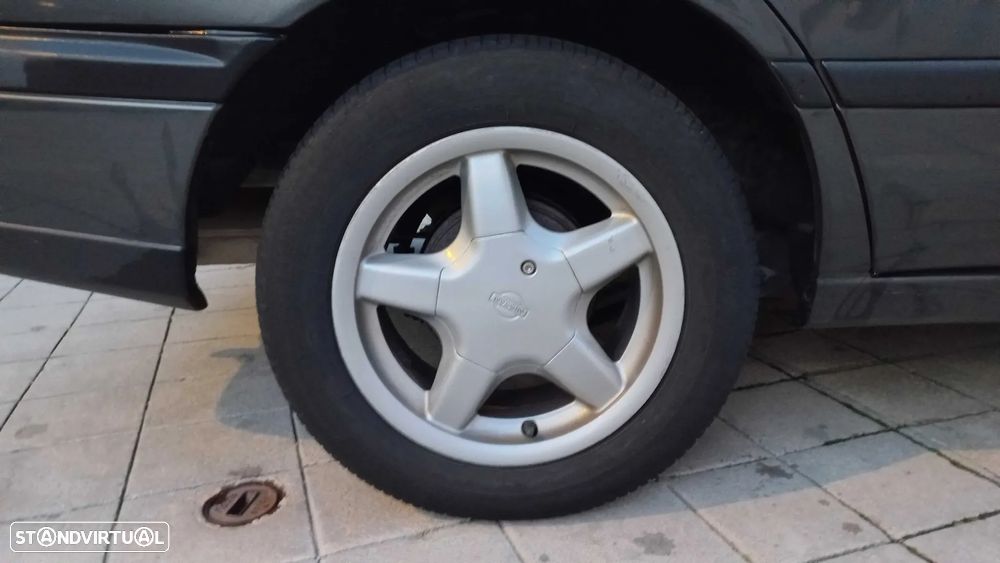 Nissan Sunny Hatchback 1.4 SLX - 8