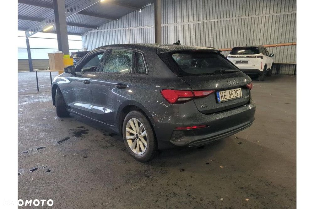 Audi A3 Sportback - 4