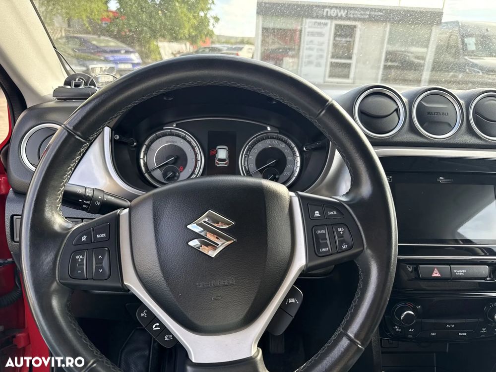 Suzuki Vitara 1.4 Boosterjet MHEV Passion - 12