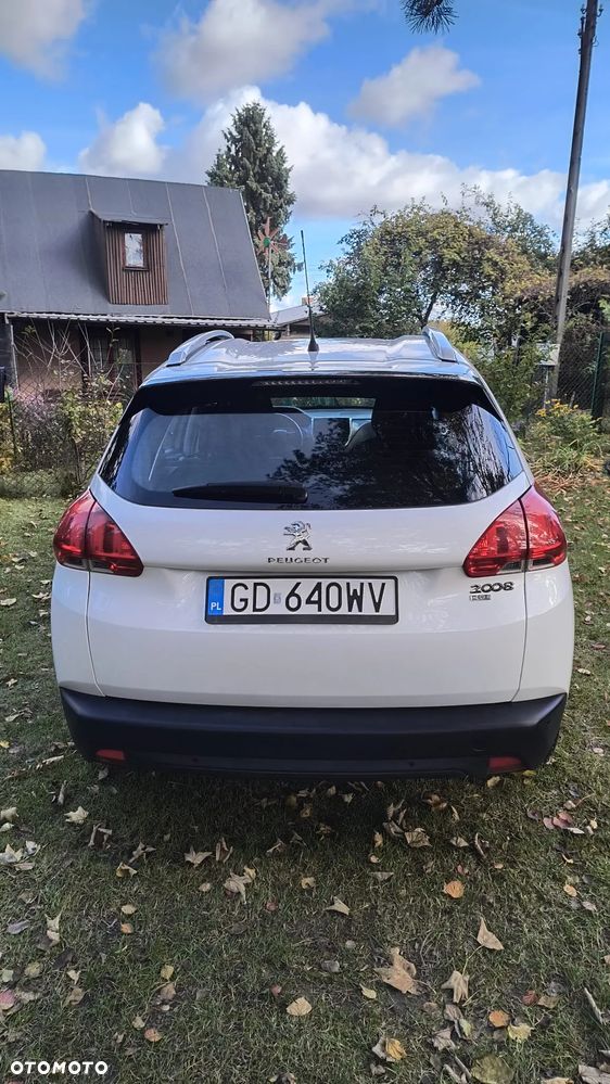 Peugeot 2008 - 10