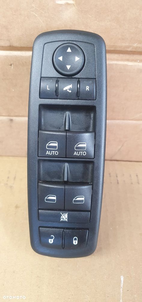 Przełącznik panel sterowania szyb lusterek Jeep Grand Cherokee IV WK2 68030826AC - 1