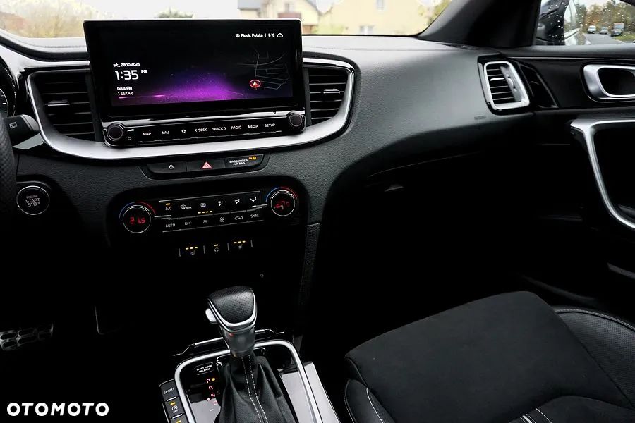 Kia Ceed 1.5 T-GDI DCT7 OPF GT Line - 32