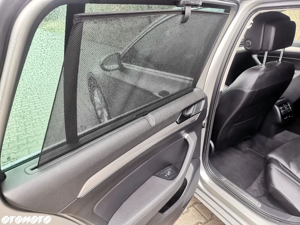 Volkswagen Passat 2.0 TDI Bi-Turbo BMT 4Mot Highline DSG - 15