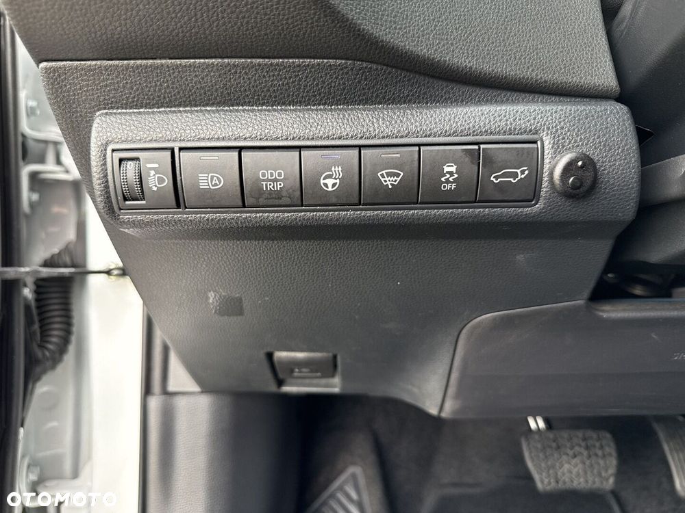 Toyota Corolla - 23
