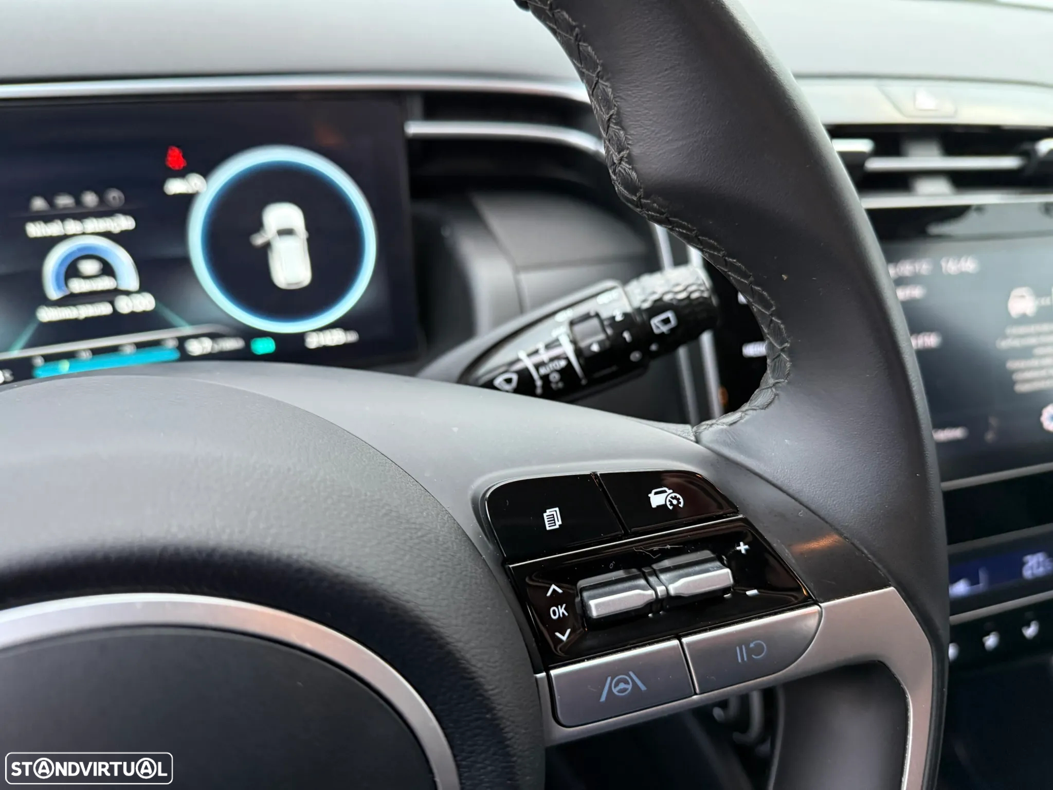 Hyundai Tucson 1.6 CRDi Premium - 23