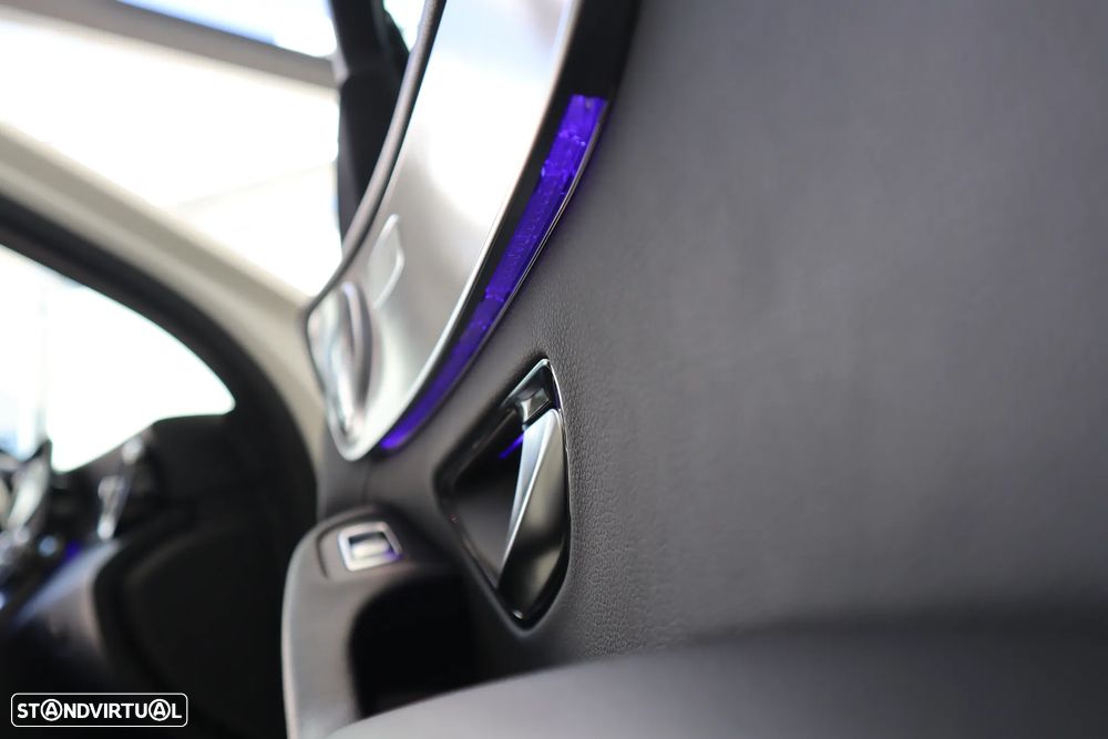 Mercedes-Benz C 300 de Avantgarde - 18