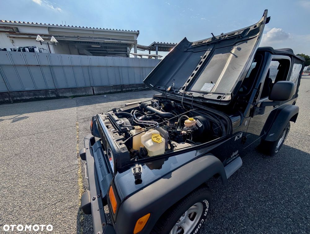 Jeep Wrangler 4.0 Automatik Sahara - 11