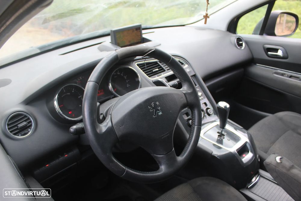 Peugeot 5008 - 5