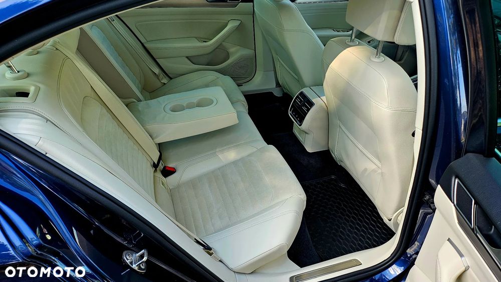 Volkswagen Passat 2.0 TSI BMT Highline DSG - 36