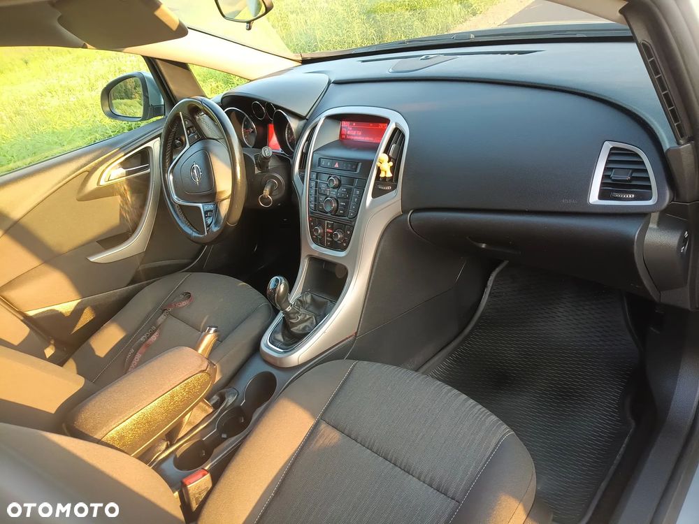 Opel Astra - 11