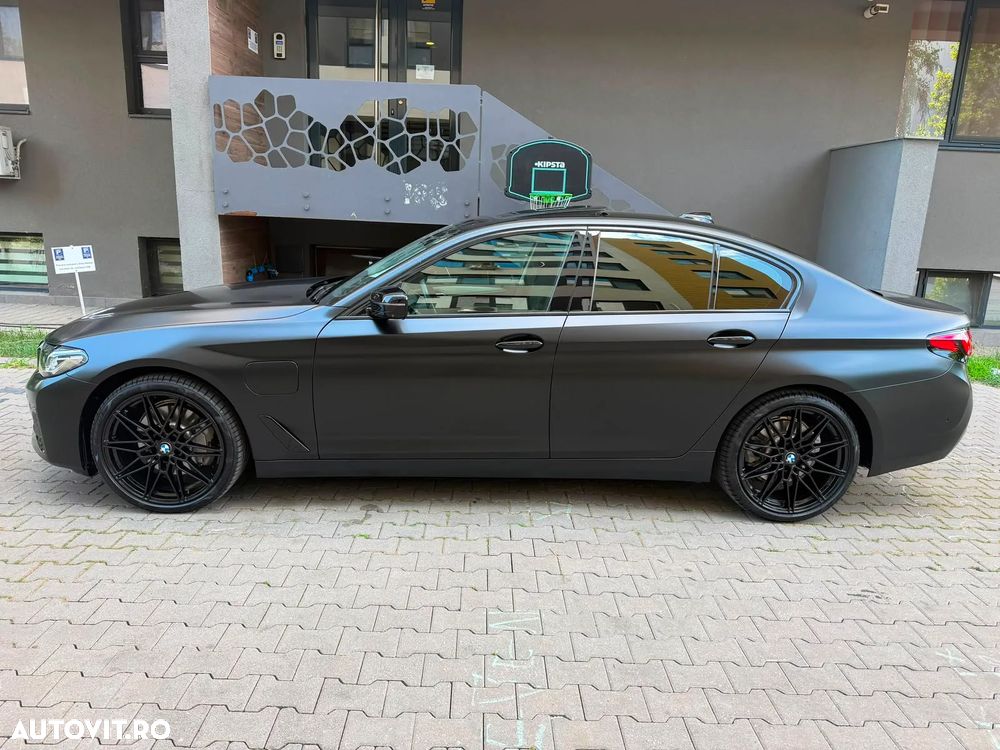 BMW 5 Series 2021 — imagine 3