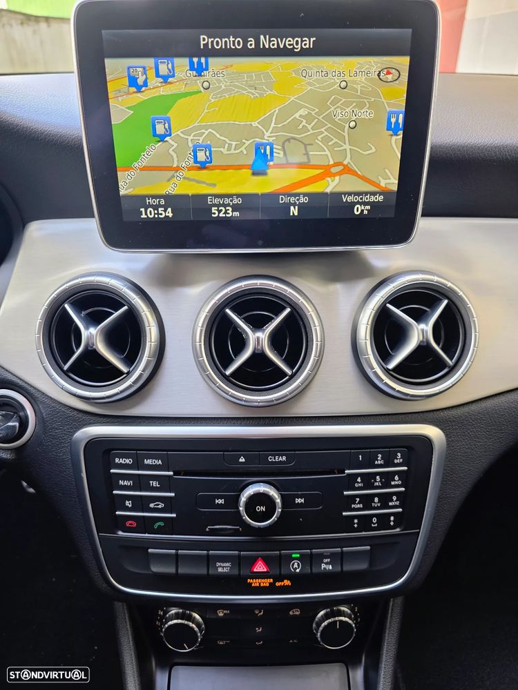 Mercedes-Benz CLA 180 d Shooting Brake AMG Line Aut. - 41