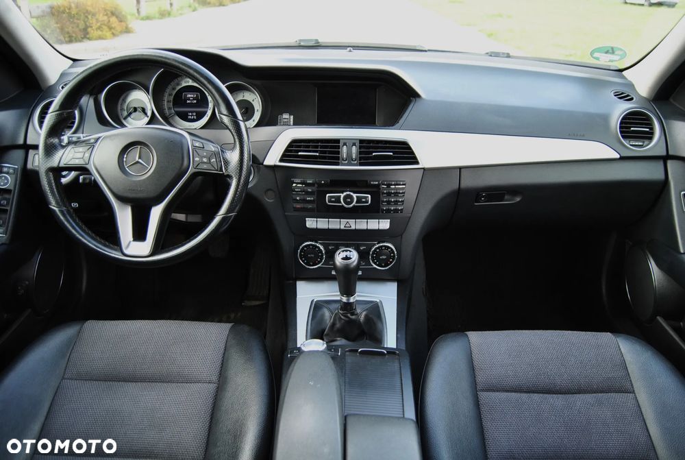 Mercedes-Benz Klasa C 180 CDI Avantgarde Edition - 9