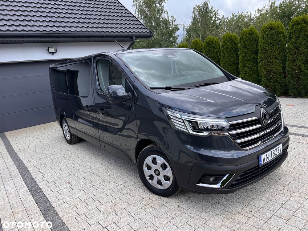 Renault Trafic - 16