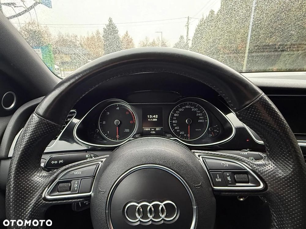 Audi A4 Limousine - 15