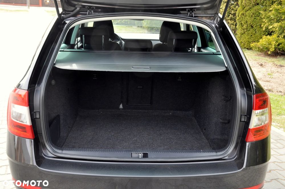 Skoda Octavia 2.0 TDI Elegance DSG - 38