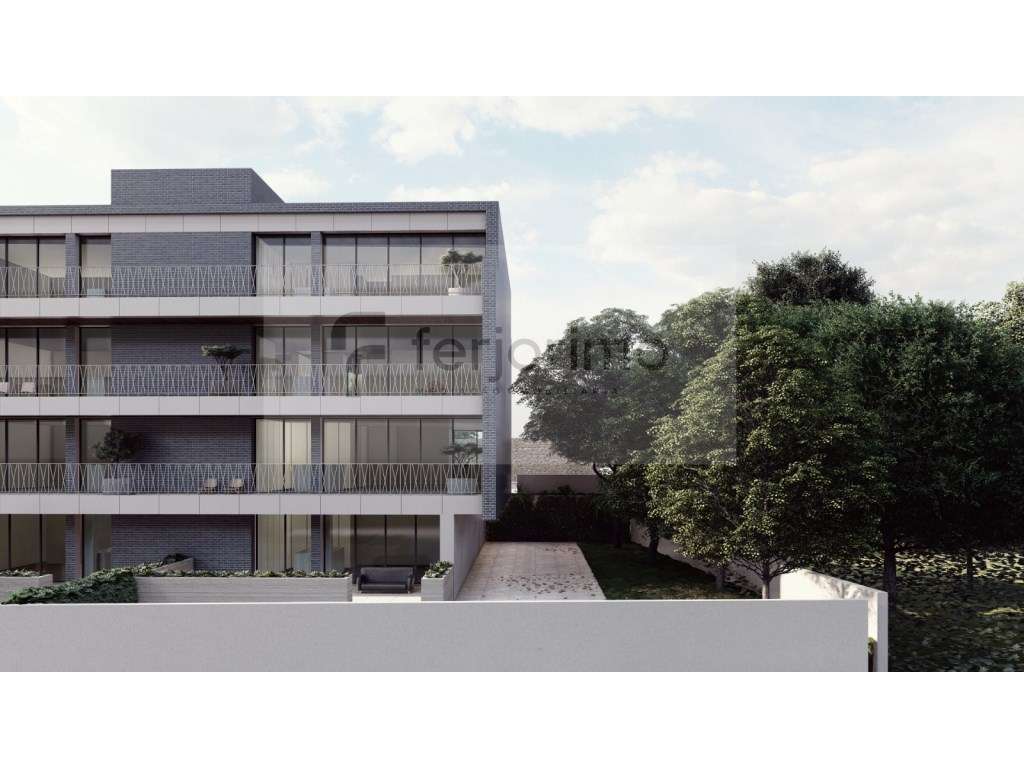 Condomínio com Piscina - Visite nos - a 5 mnts a pé do centro da Ci... - Grande imagem: 2/9