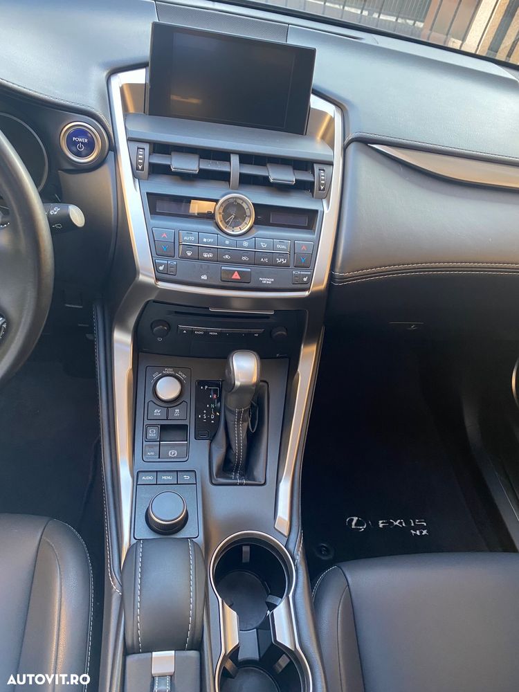 Lexus Seria NX 300h AWD Executive Plus - 8