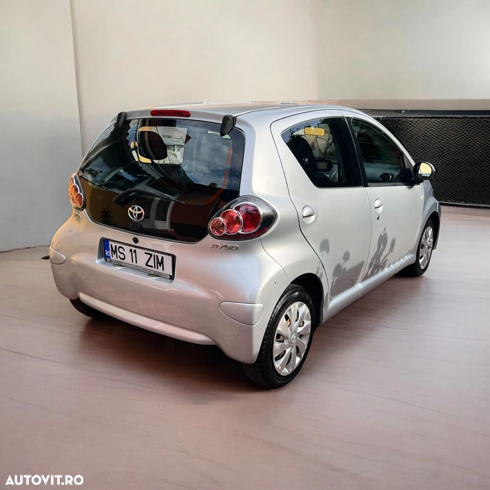 Toyota Aygo 1.0 Terra - 3