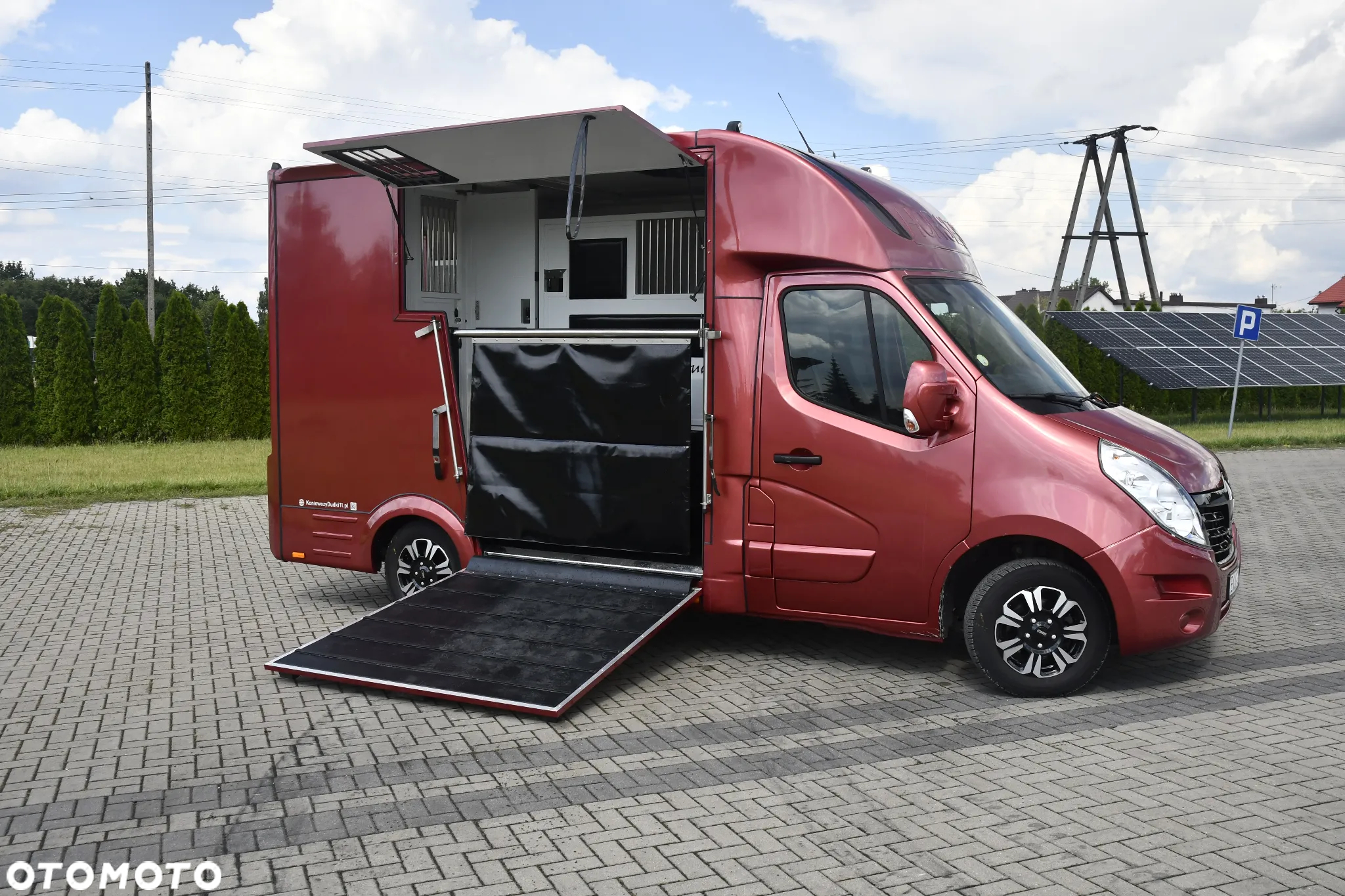 Renault Master Koniowóz - 7