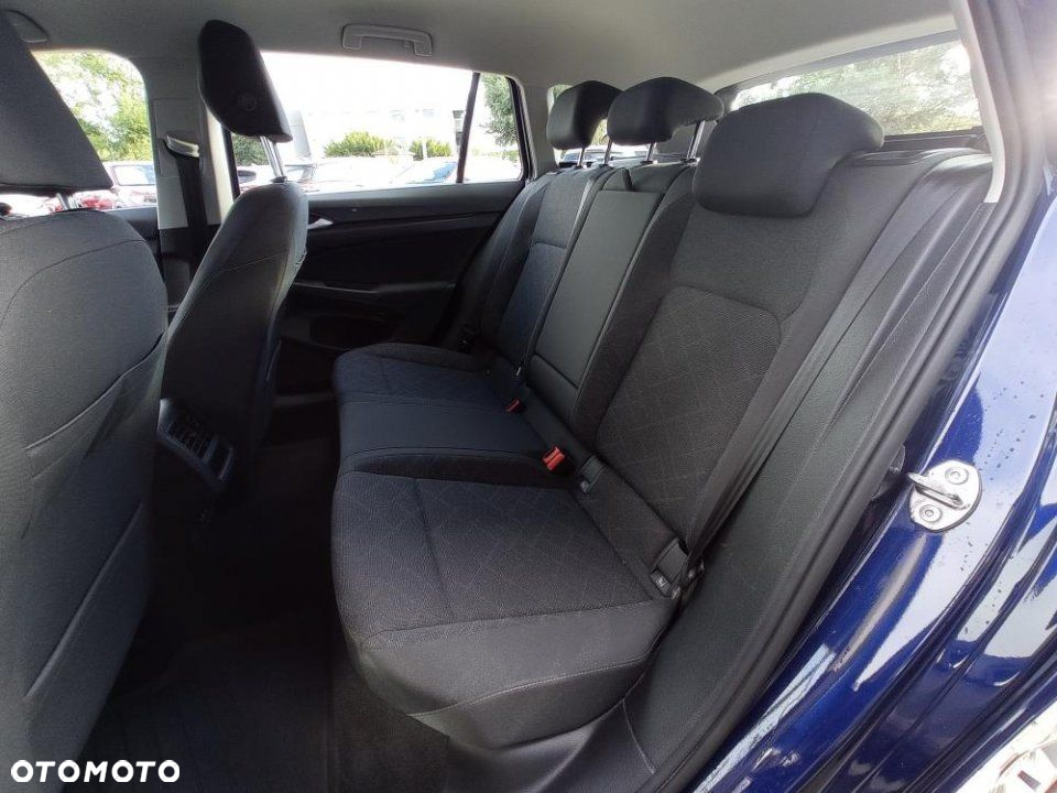 Volkswagen Golf - 12