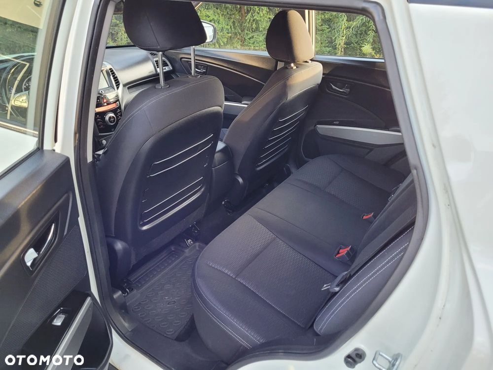 SsangYong/KGM Tivoli 1.6 D Onyx - 13