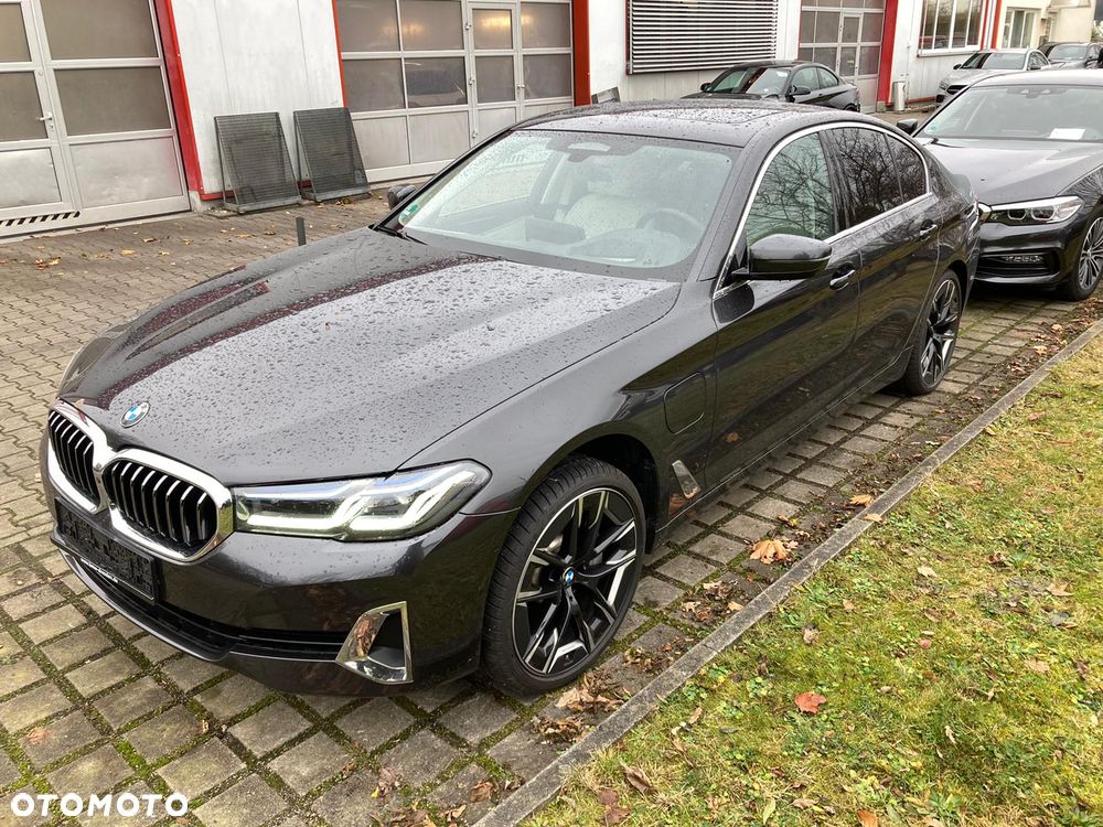 BMW Seria 5 530e Luxury Line - 5