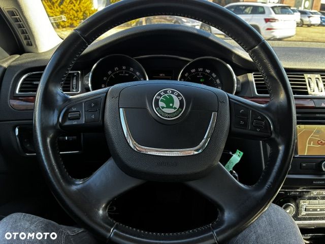 Skoda Superb 2.0 TDI DSG L&K - 19