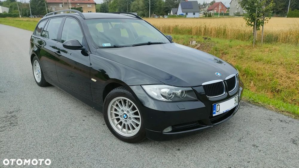 BMW Seria 3 318d - 19