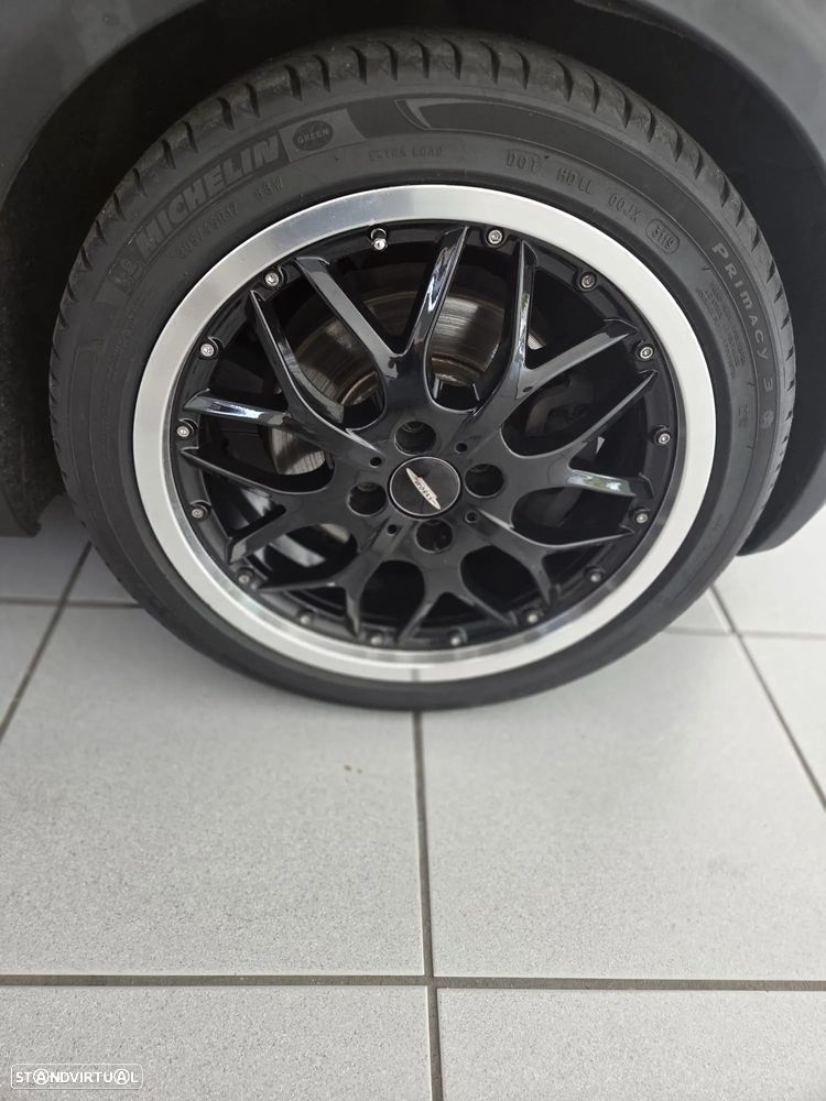 MINI Clubman Cooper D - 14