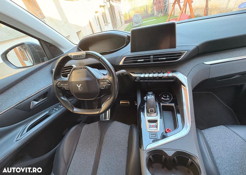 Peugeot 3008 1.2 PureTech Turbo S&S EAT6 GT-Line - 11