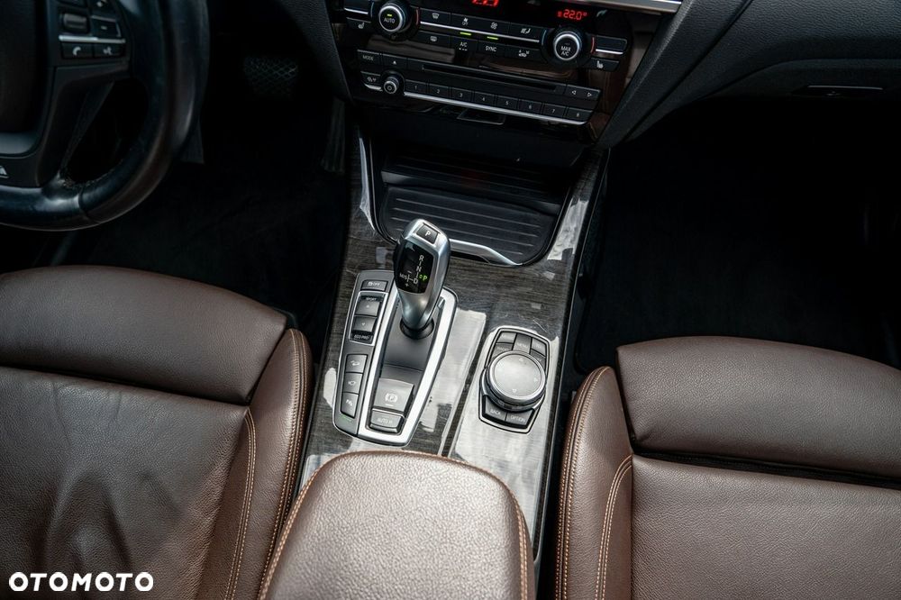 BMW X4 xDrive20d xLine - 25