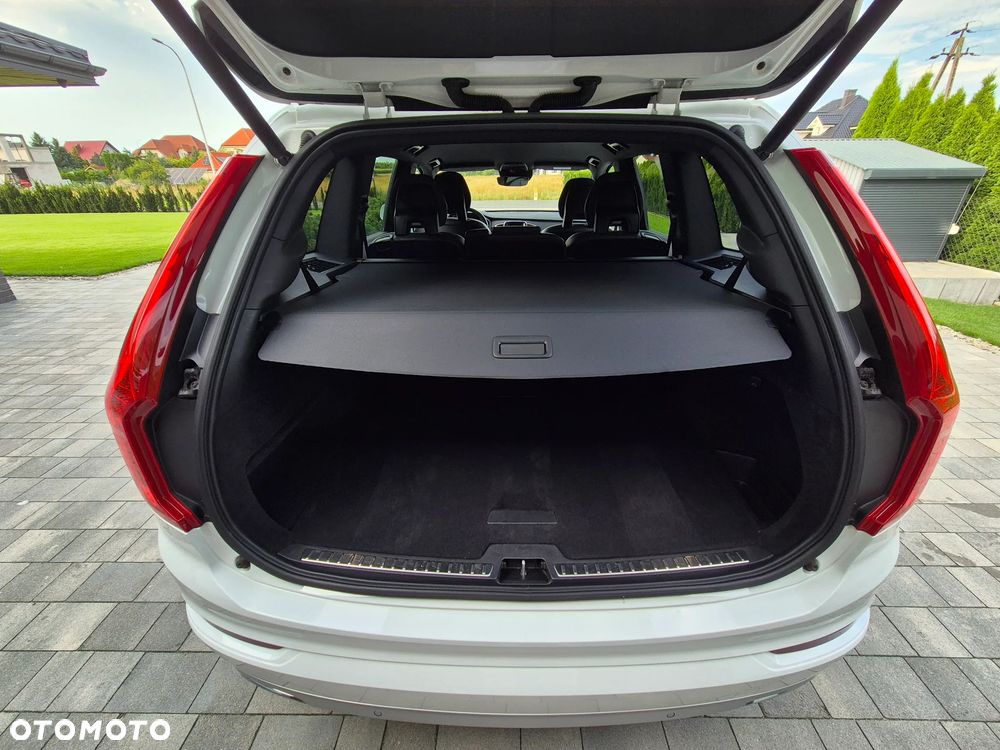 Volvo XC 90 B5 D AWD Momentum 7os - 25
