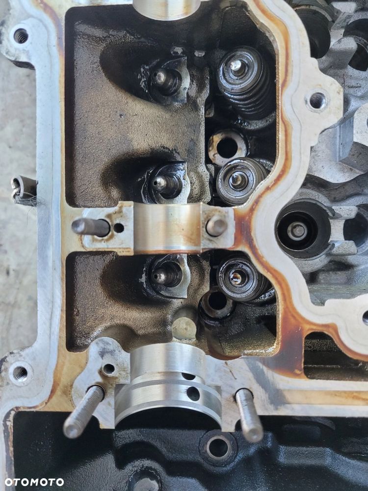 GŁOWICA SILNIKA N43B20 2.0B BMW E60 E61 E90 E91 E81 E82 E87 E88 7559168 - 8