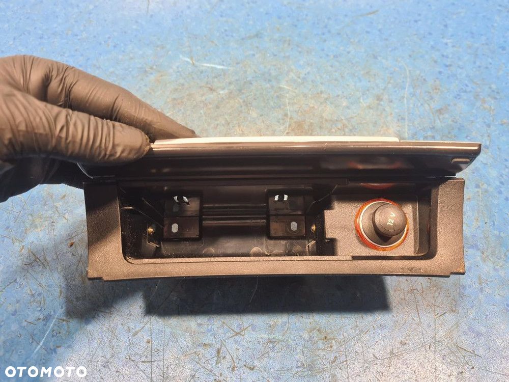 VOLKSWAGEN PASSAT B7 POPIELNICZKA 3C0863284K - 9