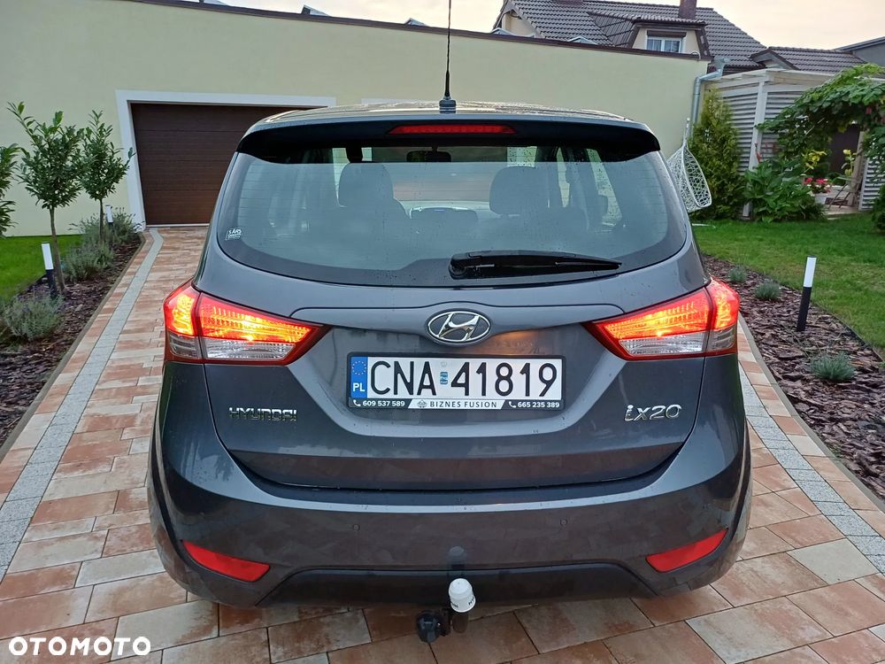 Hyundai ix20 1.4 blue - 30