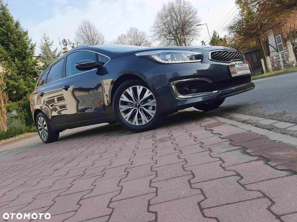 Kia Ceed 1.6 GDI Spirit - 29