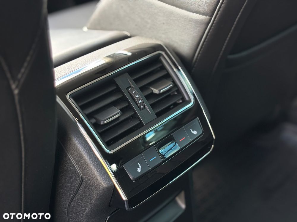 Skoda Superb 2.0 TDI Style - 33