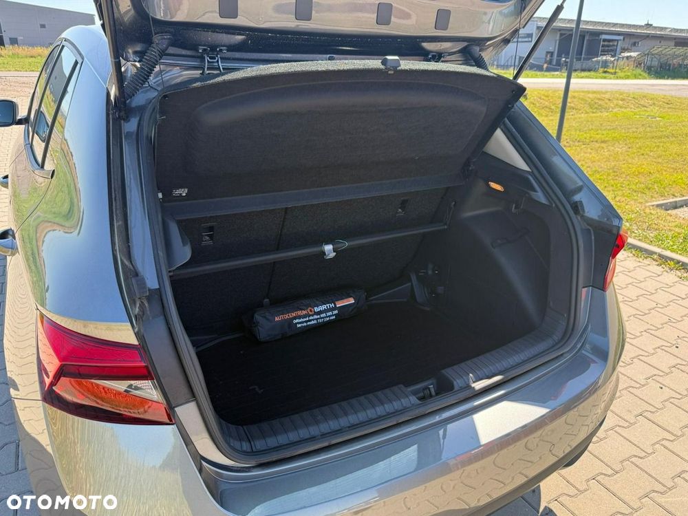 Skoda Fabia 1.0 TSI Selection - 18