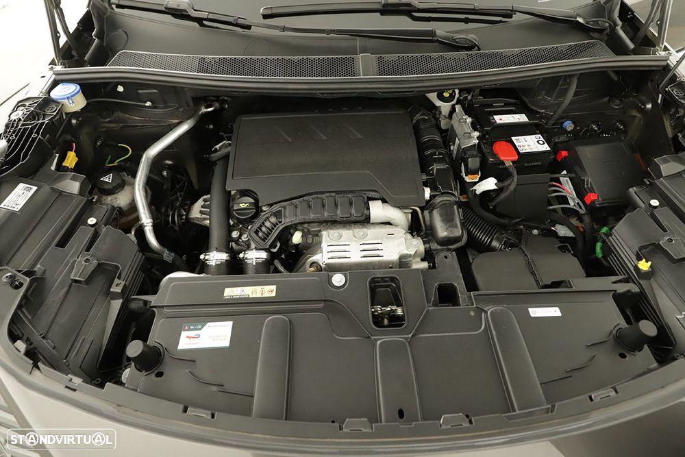 Peugeot 3008 1.2 PureTech GT EAT8 - 26