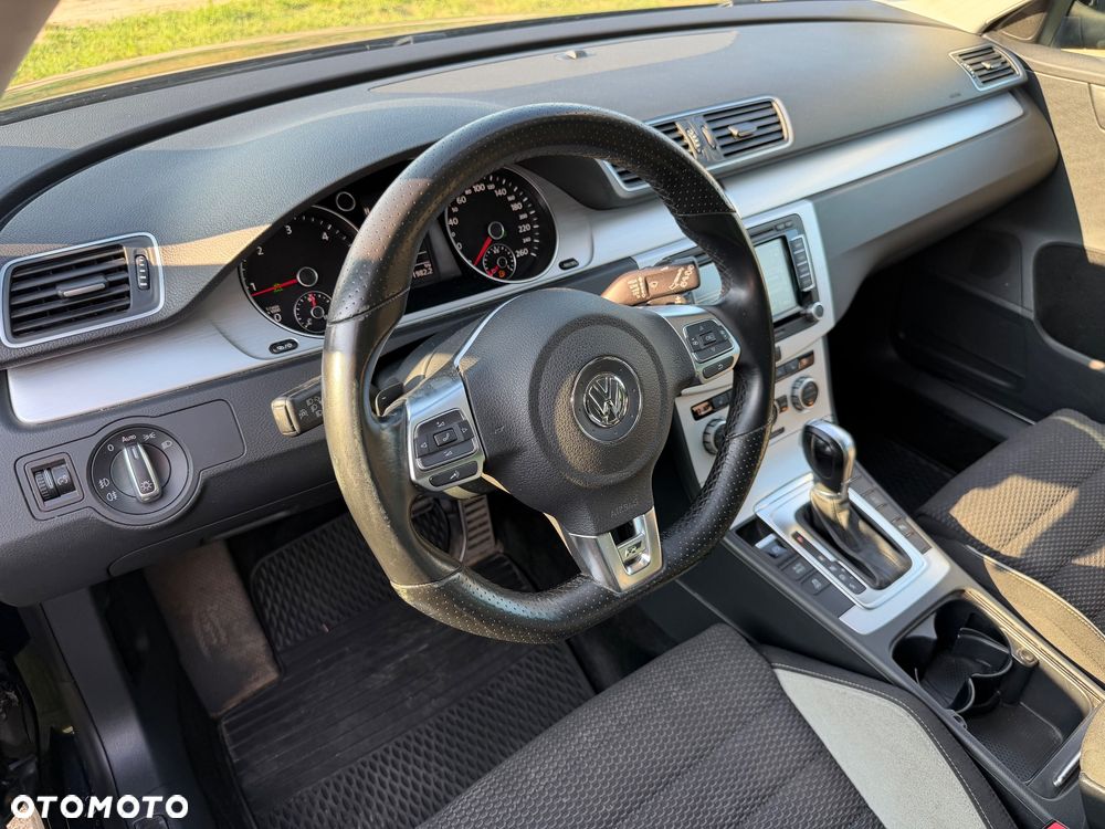Volkswagen Passat 2.0 TDI DSG BlueMotion Technology Highline - 15