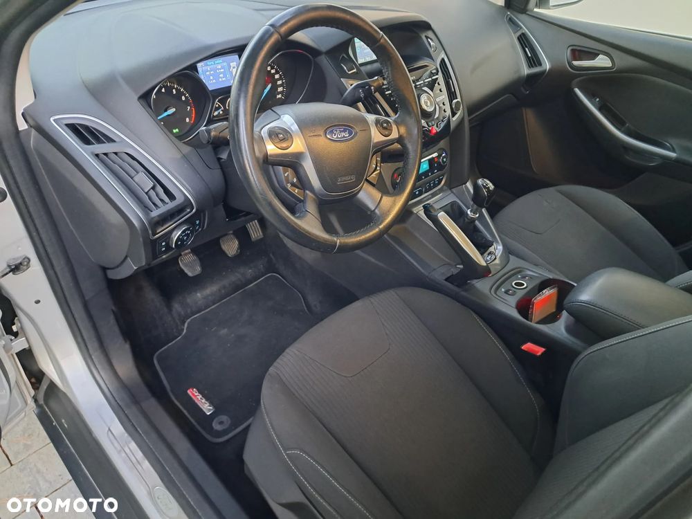 Ford Focus 1.6 EcoBoost Titanium - 3