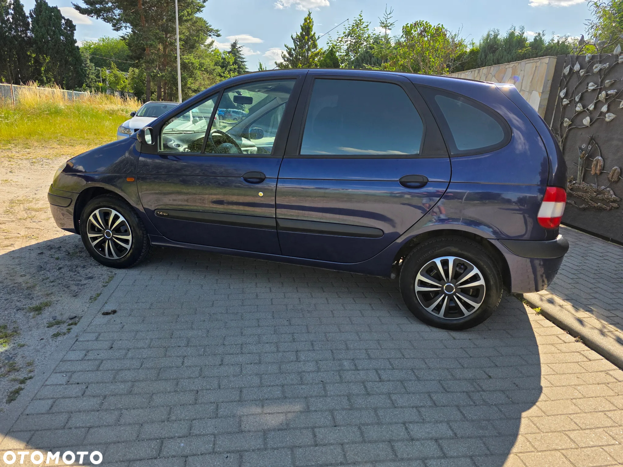 Renault Scenic 1.4 16V Family - 2