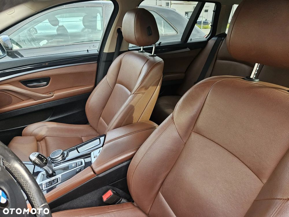 BMW Seria 5 520d - 5