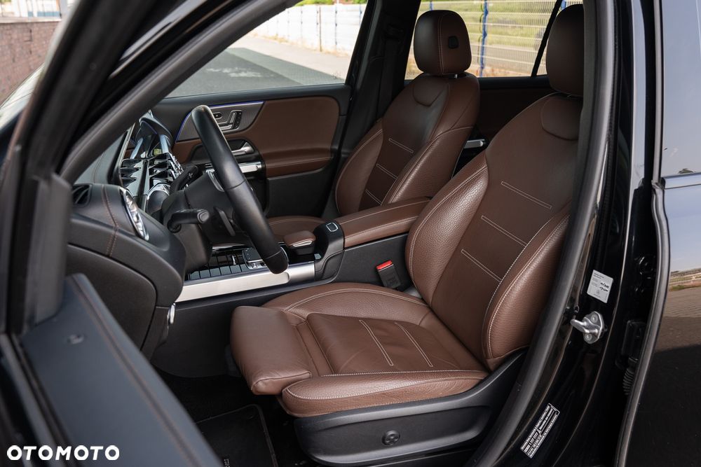 Mercedes-Benz GLB 200 d 8G-DCT AMG Line - 25