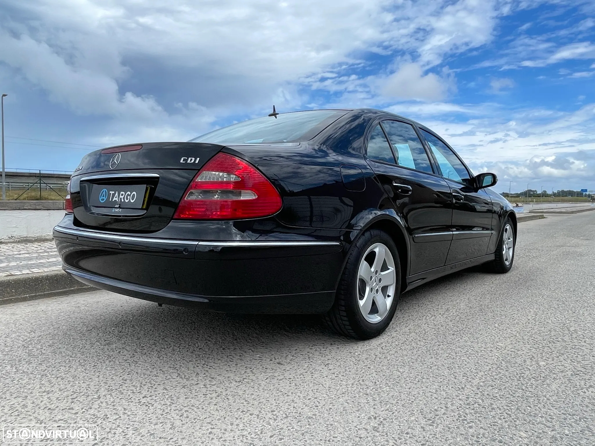 Mercedes-Benz E 220 CDI Avantgarde Aut. - 38