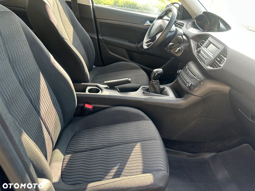 Peugeot 308 1.2 PureTech Access S&S - 14