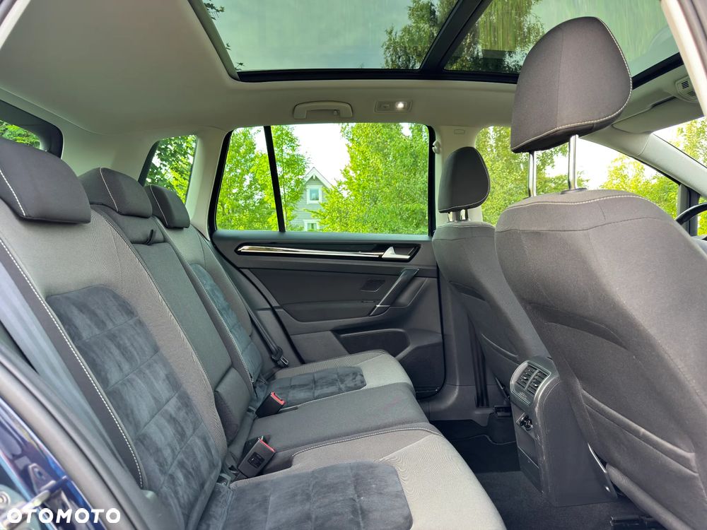 Volkswagen Golf Sportsvan 2.0 TDI (BlueMotion Technology) DSG Highline - 24