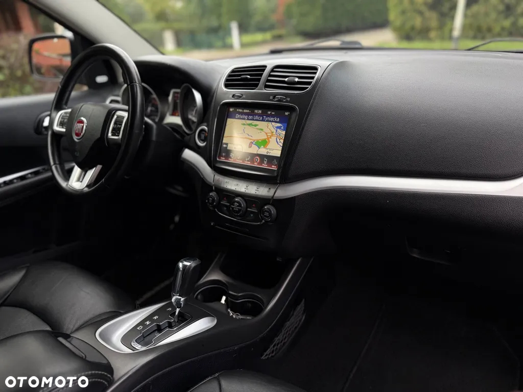 Fiat Freemont 2.0 Multijet Black Code AWD - 33